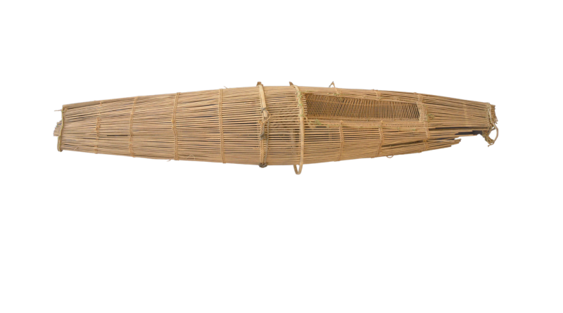Fishing trap with a valve