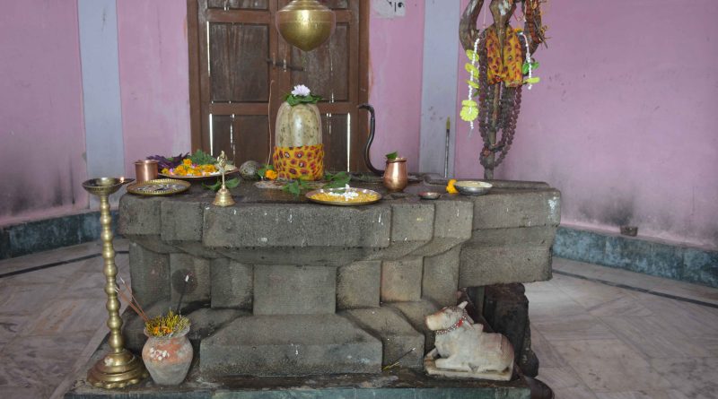 Dewalkhanda Shiva Temple